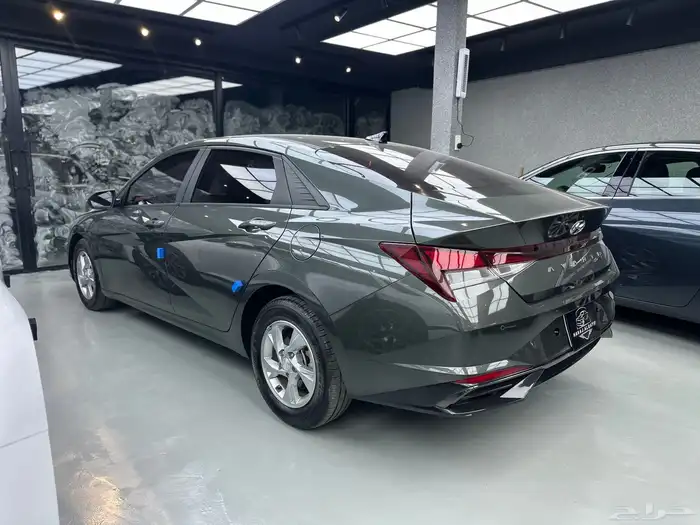 هيونداي افاانتي 4