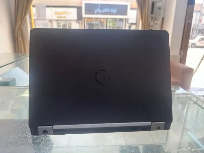لابتوب من DELL 3