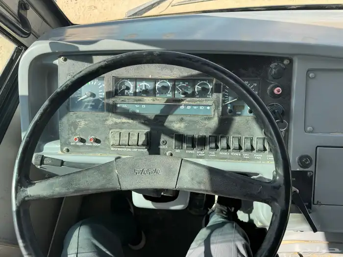 باص تاتا موديل 2011 6