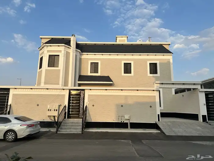 عمارة دورين مستقلة للبيع احد رفيدة ابها 1