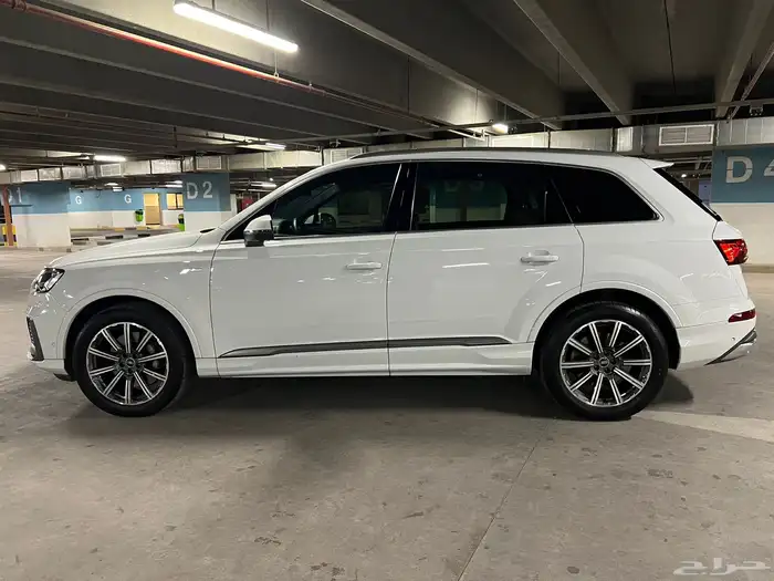 اودي q7 2021 اس لاين 5