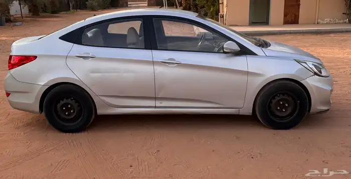 هيونداي اكسنت 2012 5