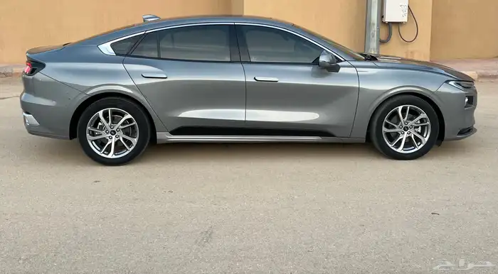 للبيع تورس 2023 3