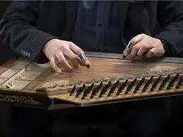 عازف قانون او عود او عازفات 2