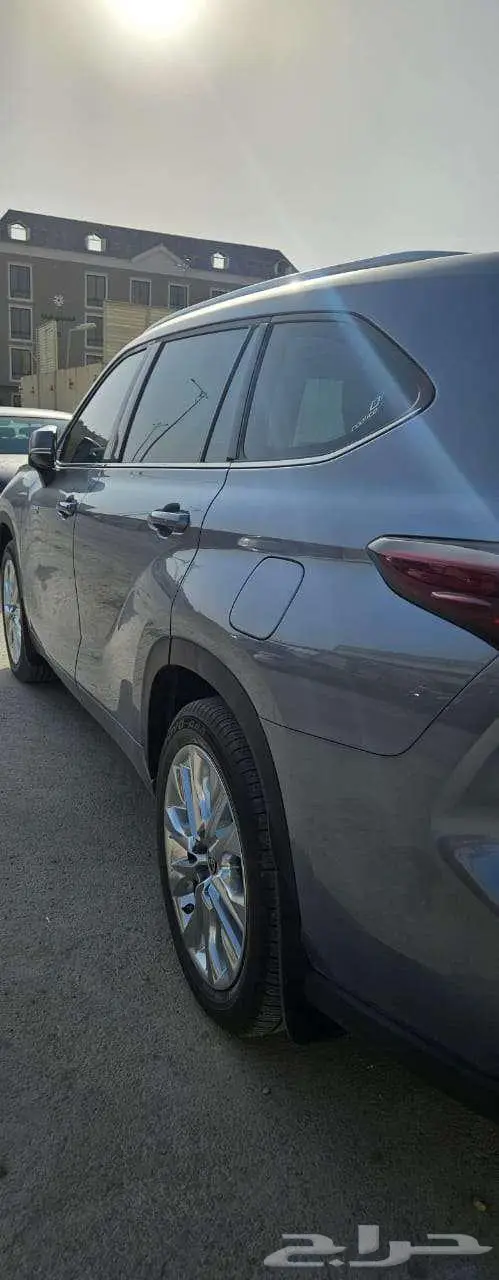 هايلاندر 2024 فل كامل ازرق 1