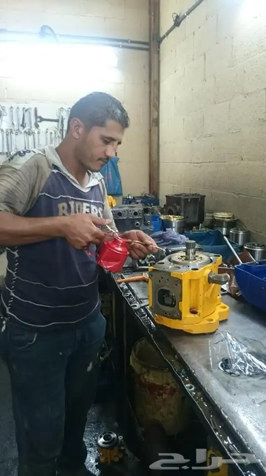 ميكانيكى بوكلينات تخصص هيدروليك 3