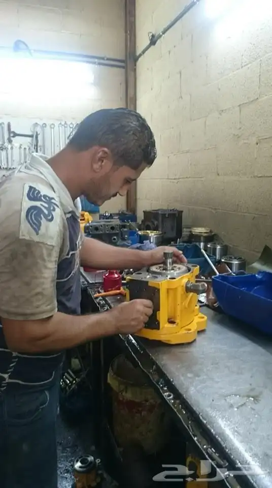 ميكانيكى بوكلينات تخصص هيدروليك 4