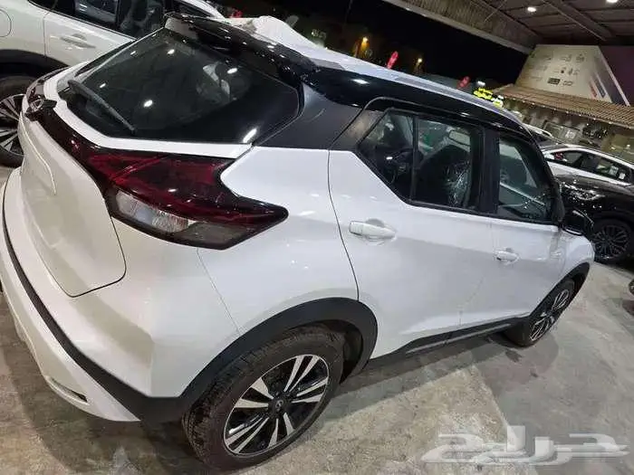 نيسان كيكس 1