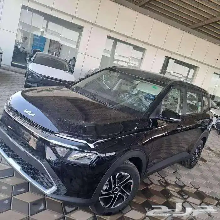 كيا كارينز 2025 استاندر مطور 1