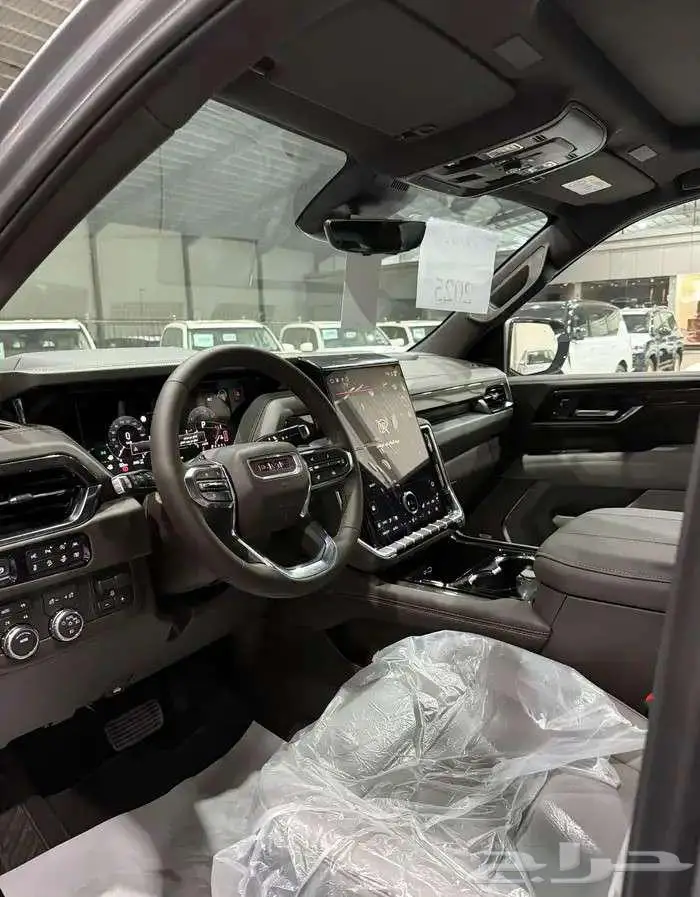 GMC يوكون اليفيشن شاص قصير 2025 5