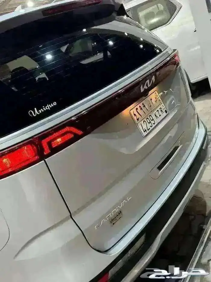 للبيع كيا كارنفال قراند 2022 عداد 49 ألف كم مخززنه 20
