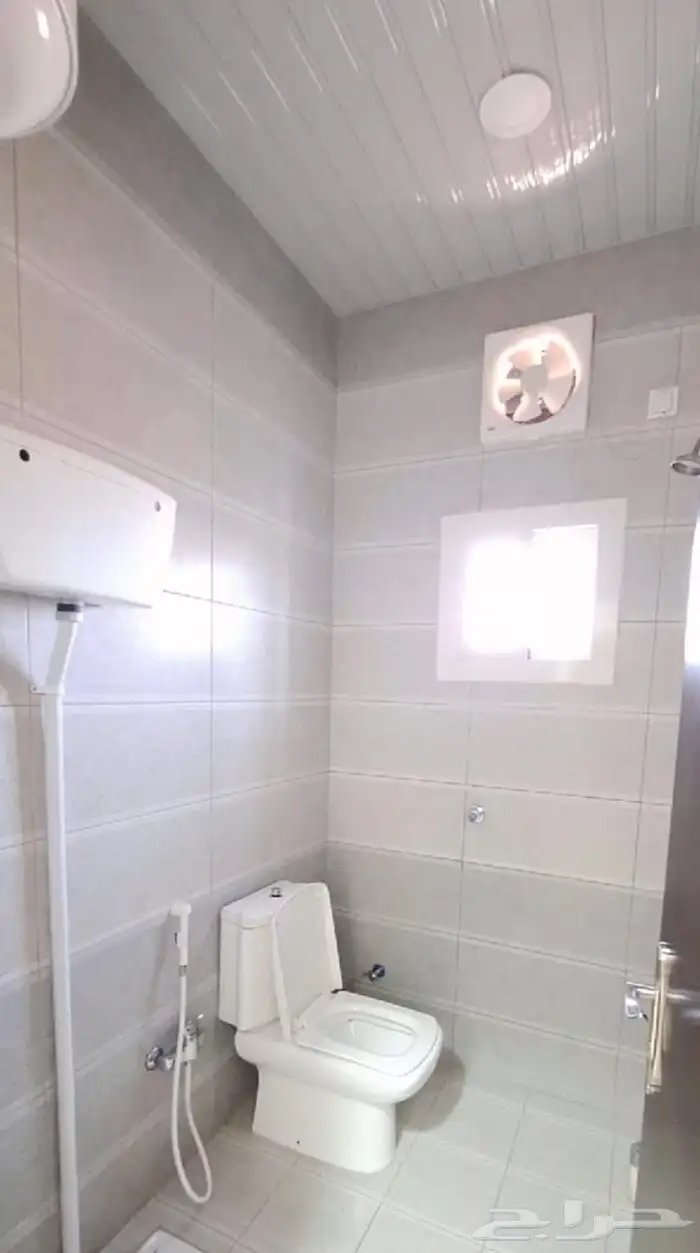 شقة للإيجار الأطاولة 4