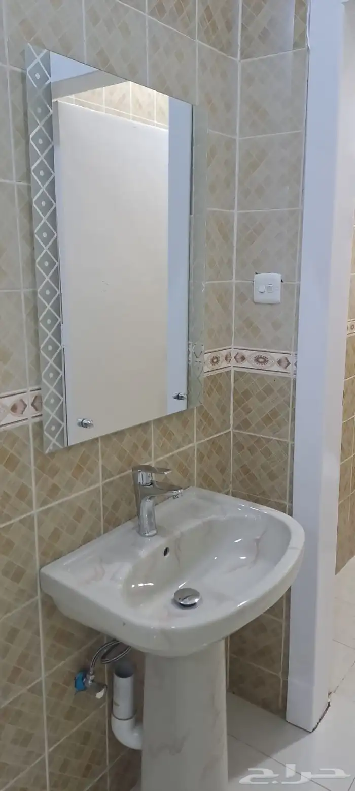 للإيجار شقه عوايل في ظهرة لبن 3