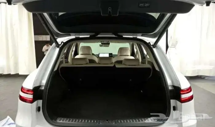 جنسس جي  ي 70 GENESIS GV70 2024 11