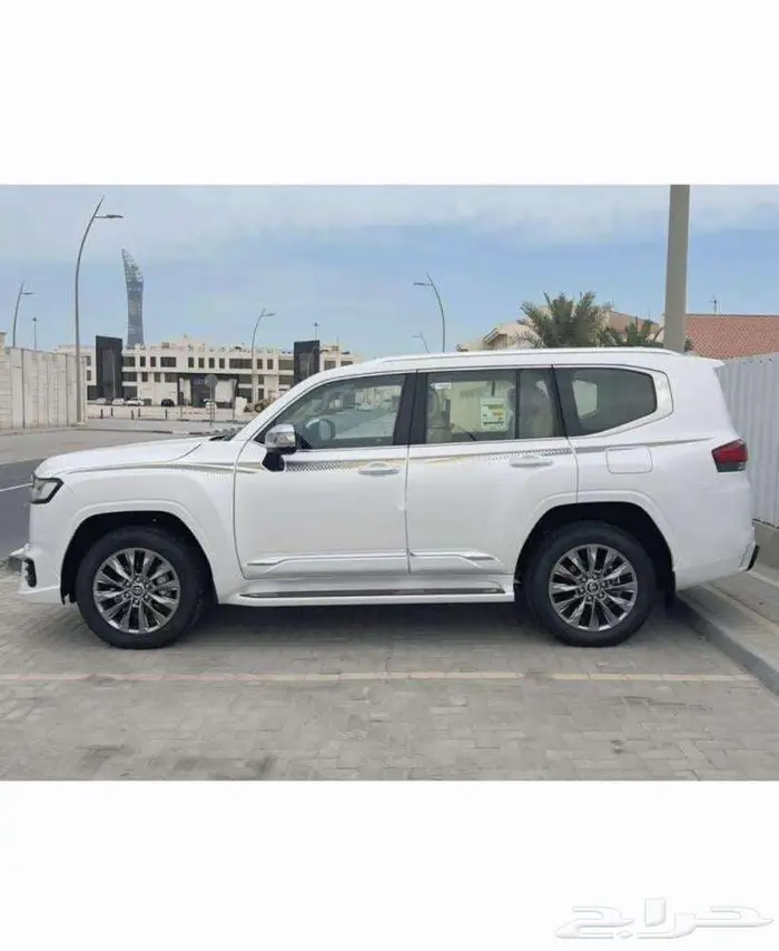 شطرطون خط لاندكروزر 2022 - 2025 5