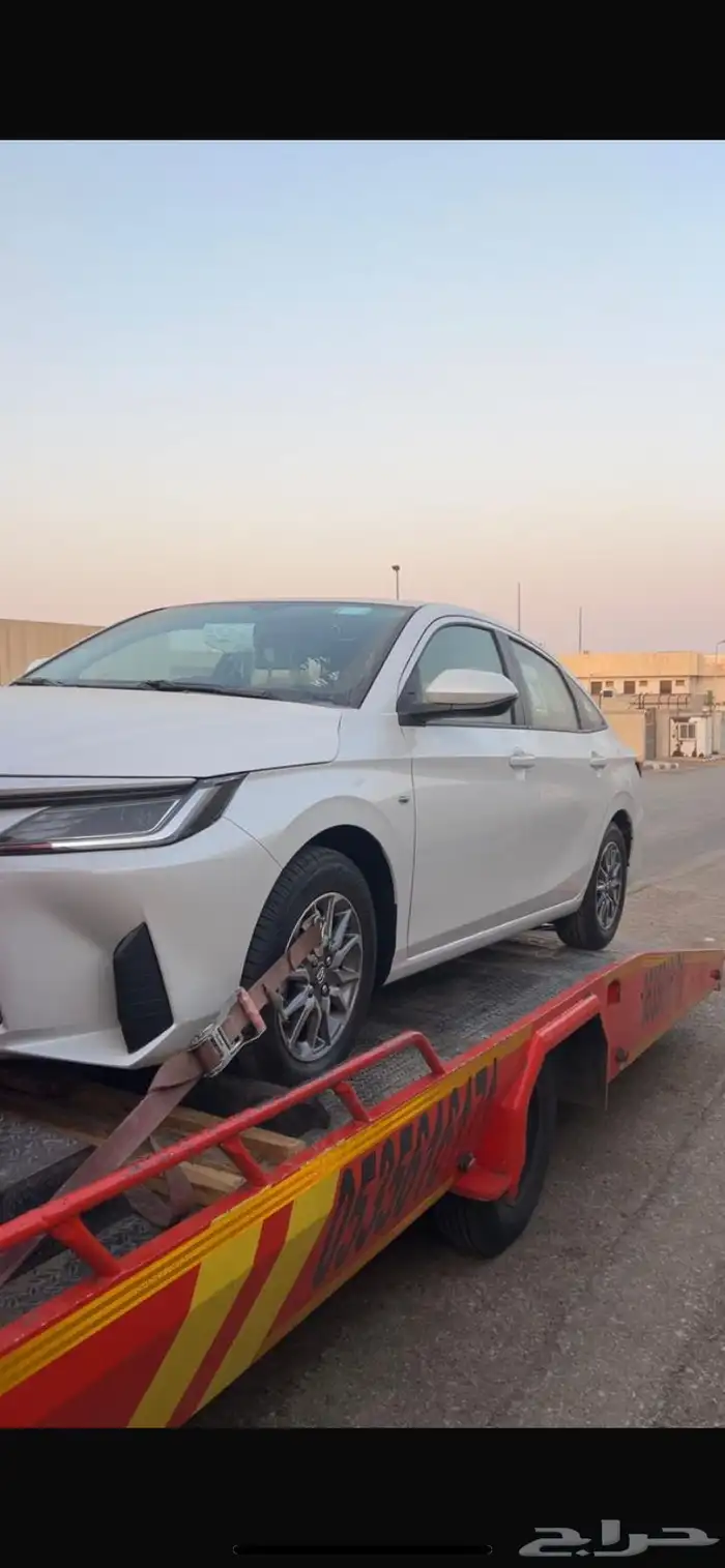 متوفر تيوتا يارسy و يارس yبلس صادر لوحات بسعر رمزي 0