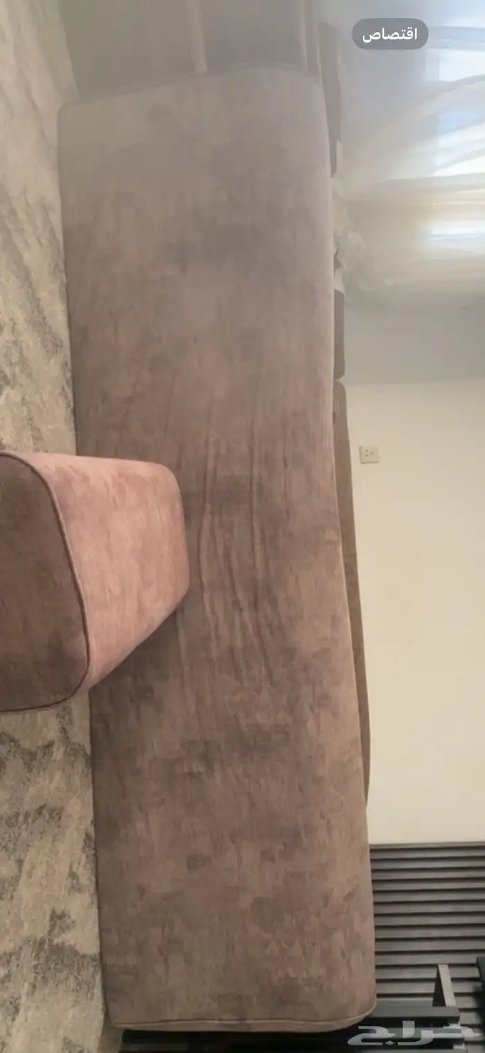 كنب ومخاد شبه جديده جدا 0