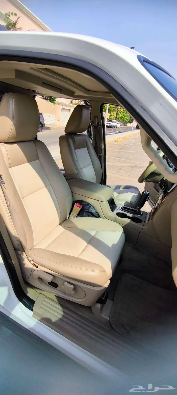 فورد اكسبلورر 2010 فل كامل نظيف جدا 7