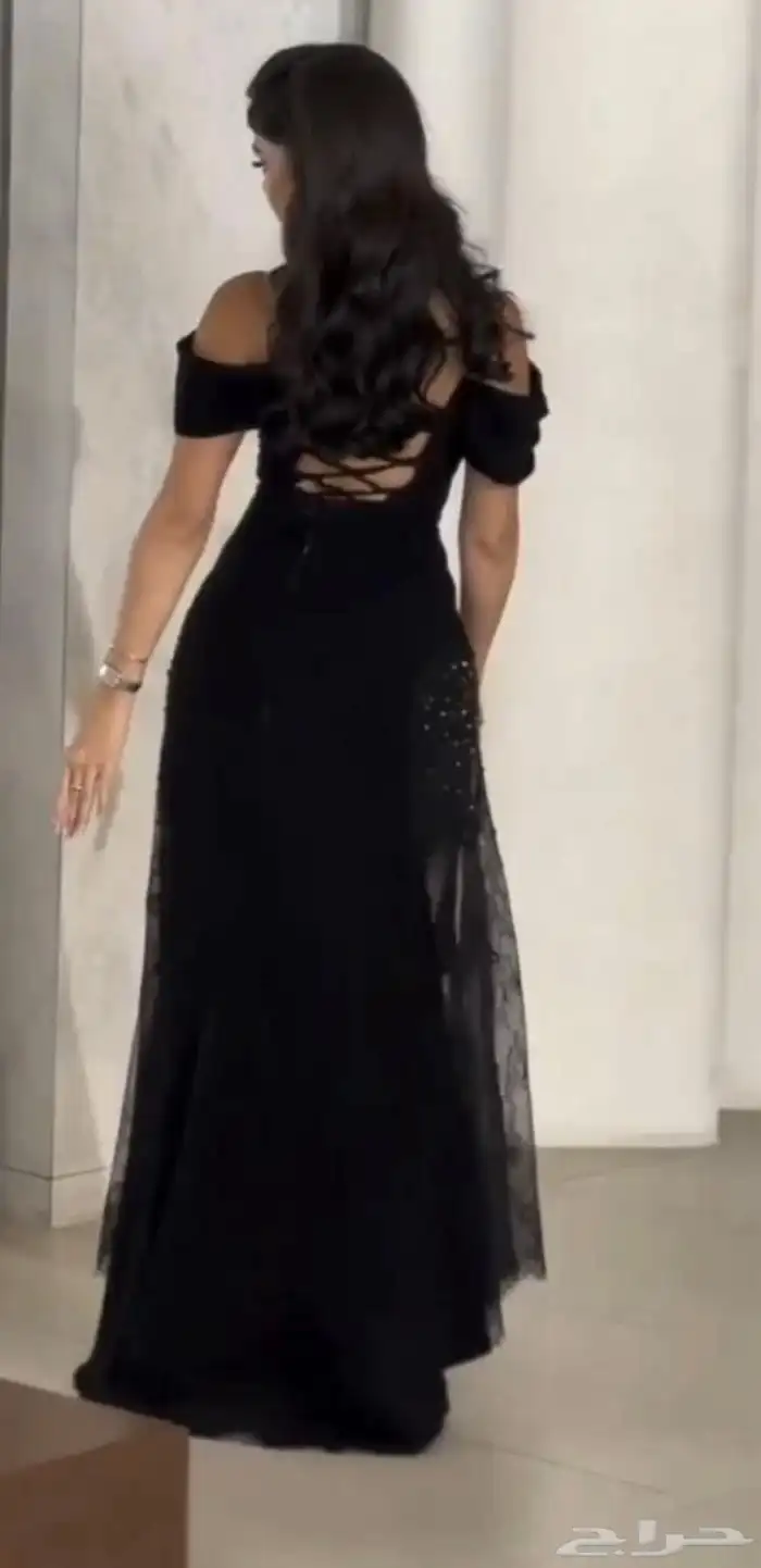 فستان للبيع سبب العرض شريته وملابسته ألغت العزيمه 2