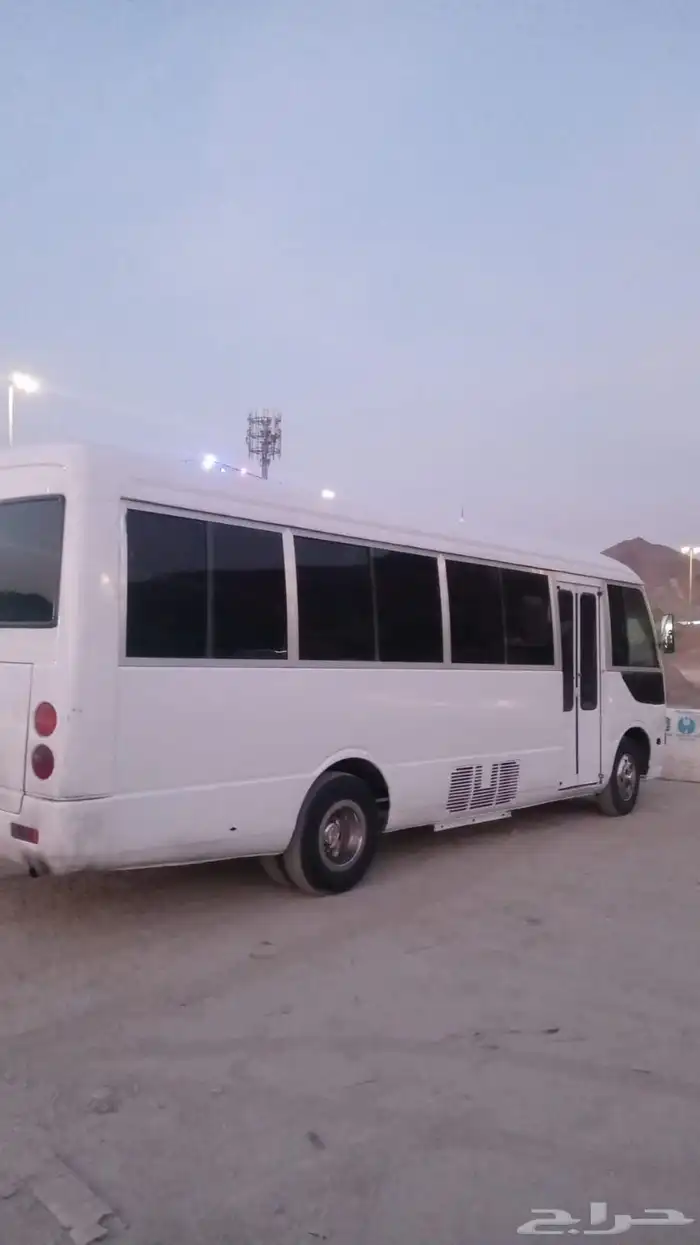 باص متسوبيشي روزا 2008 البيع بدون الطيس 0