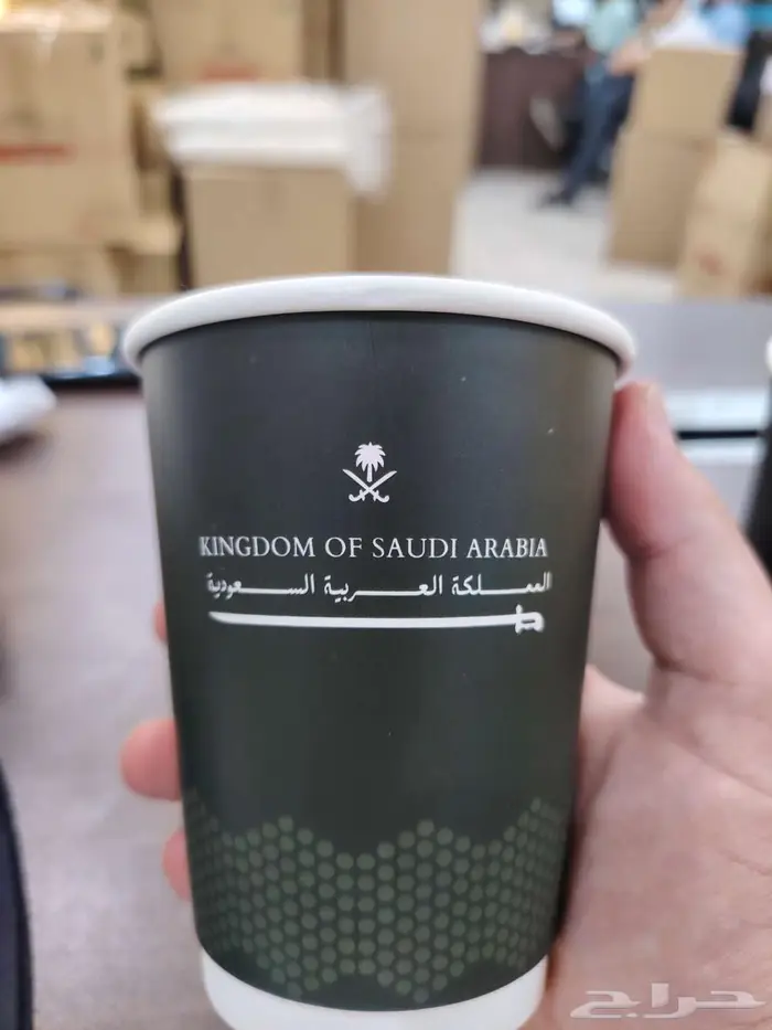 مصنع أكواب طباعة اكواب ورقية ملونة أكواب كرتون 0
