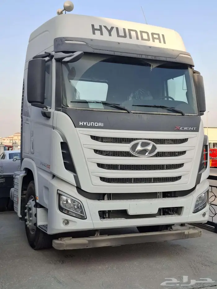 هيونداي راس تريلا 4x2 XCIENT GT 2023 جديد 12