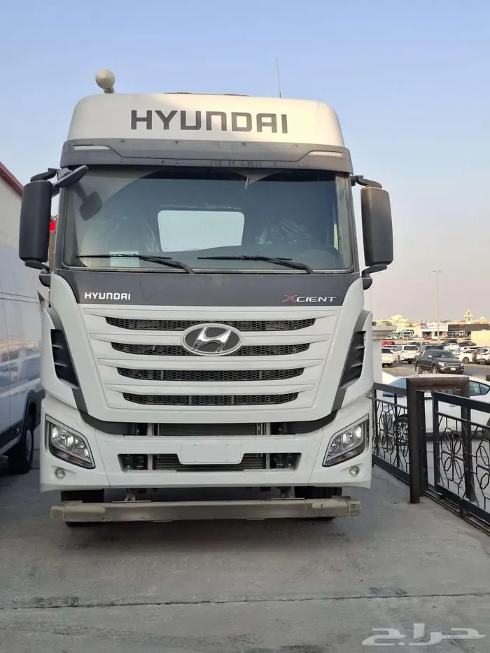 هيونداي راس تريلا 4x2 XCIENT GT 2023 جديد 0
