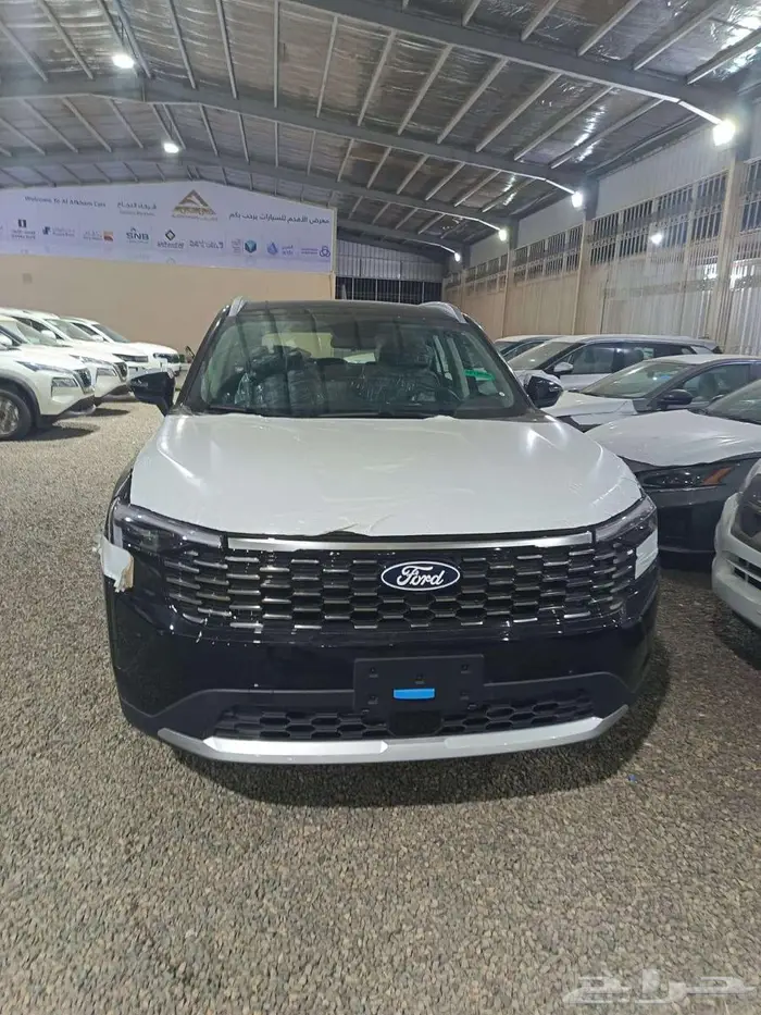فورد تير تورى ترند نص فل موديل 2026 1