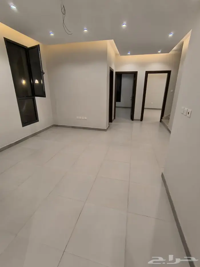 فيلا فاخرة للبيع بحى الياقوت 23