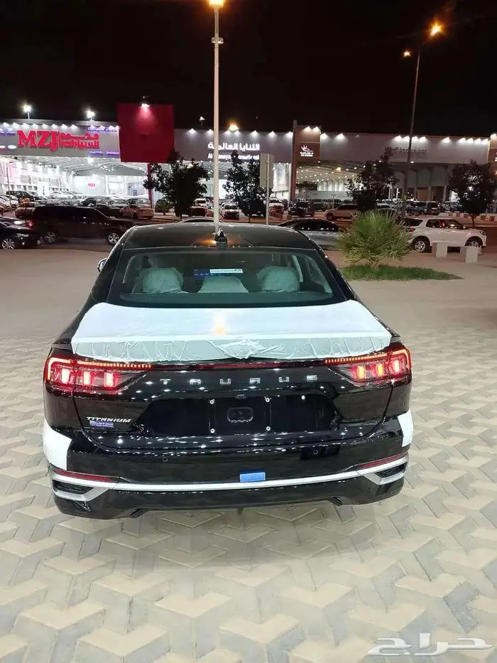 فورد تورس ترند 2026 3