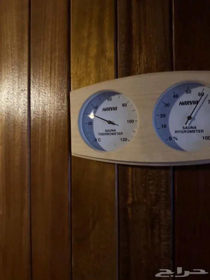 غرفة سونا مصنوعه من خشب التكو مع محول لتخفيف الجهد 3