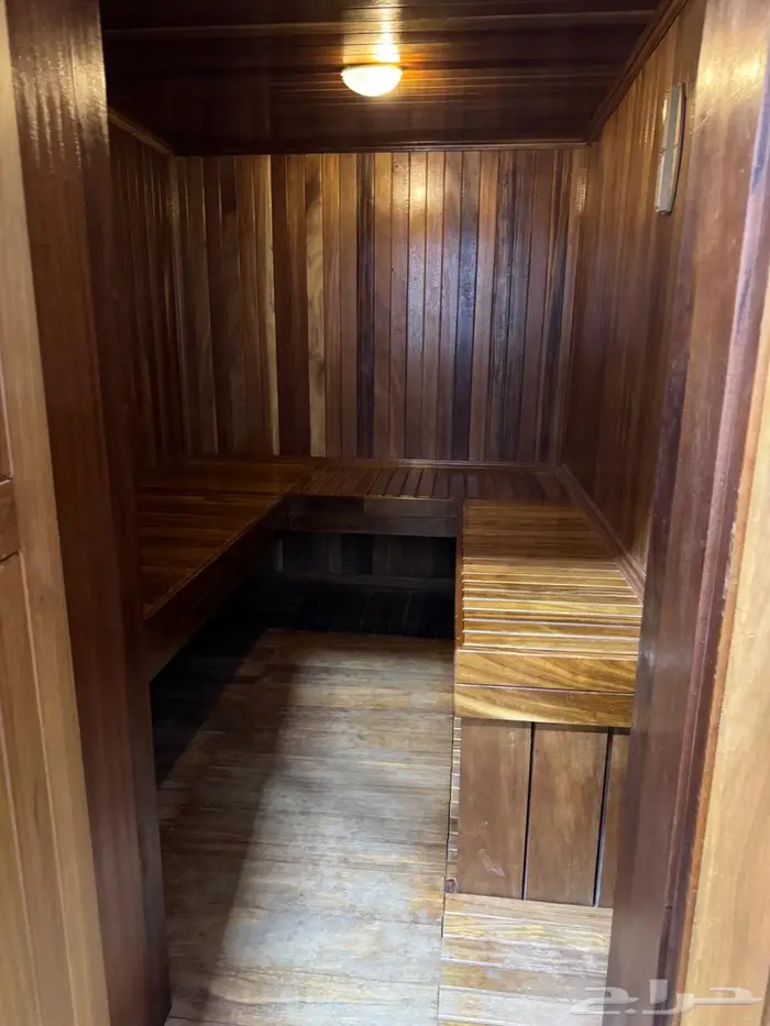 غرفة سونا مصنوعه من خشب التكو مع محول لتخفيف الجهد 4