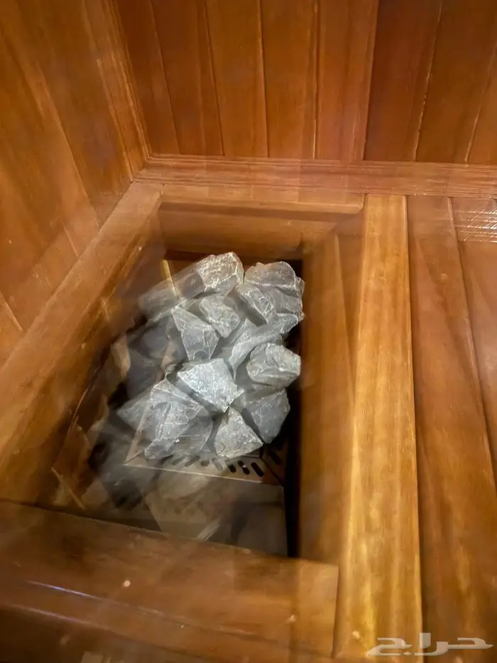 غرفة سونا مصنوعه من خشب التكو مع محول لتخفيف الجهد 1