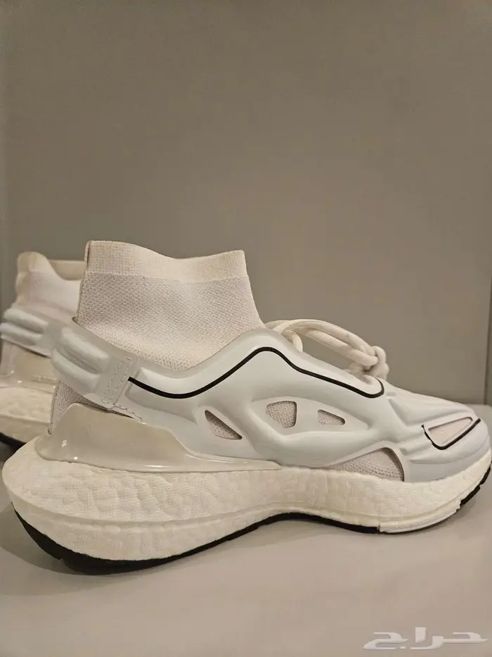 حذاء ماركة adidas بالتعاون مع stellamccatney جديد 4