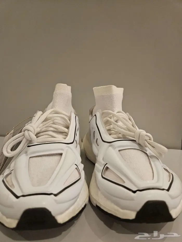 حذاء ماركة adidas بالتعاون مع stellamccatney جديد 1