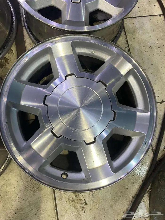 طقم جنوط جمس 2006 مقاس 17 اصلية وكالة 2