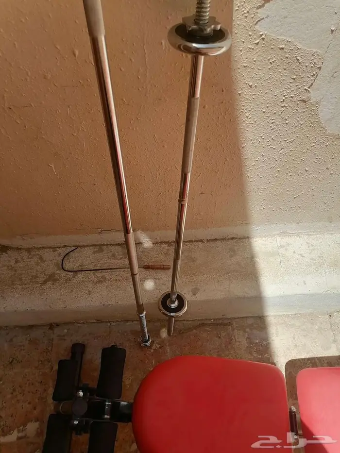 للبيع المستعجل بنش مع 2 بار كبير مع 50 كيلو تقريبا 3