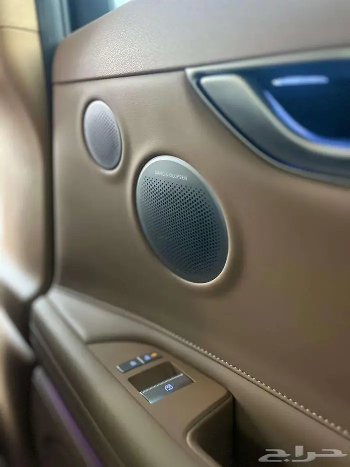 جنسس رويال 2025 G80 ( بحالة الوكالة ) 16