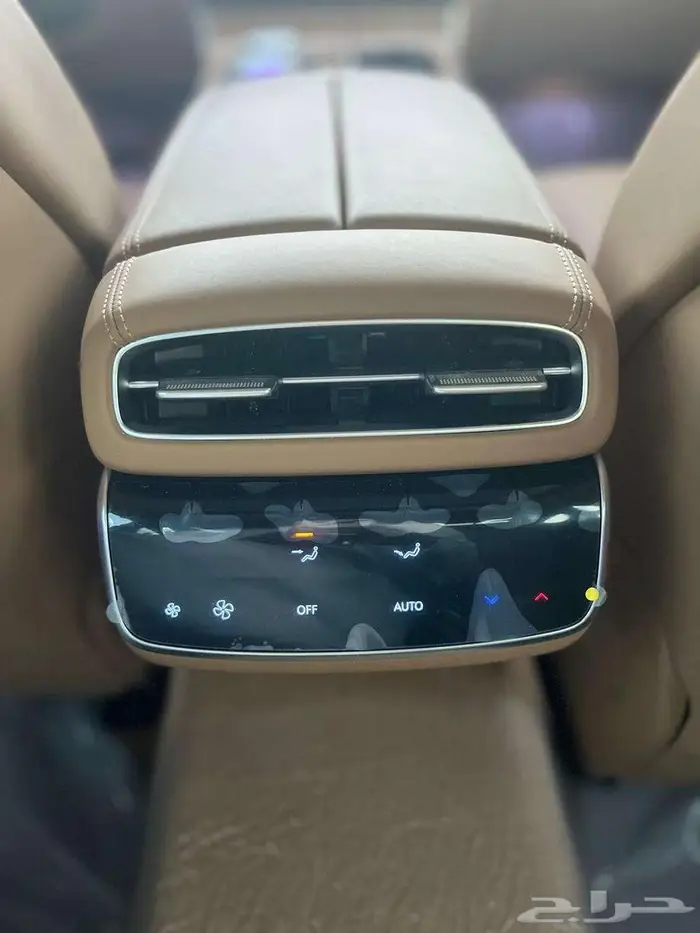 جنسس رويال 2025 G80 ( بحالة الوكالة ) 11