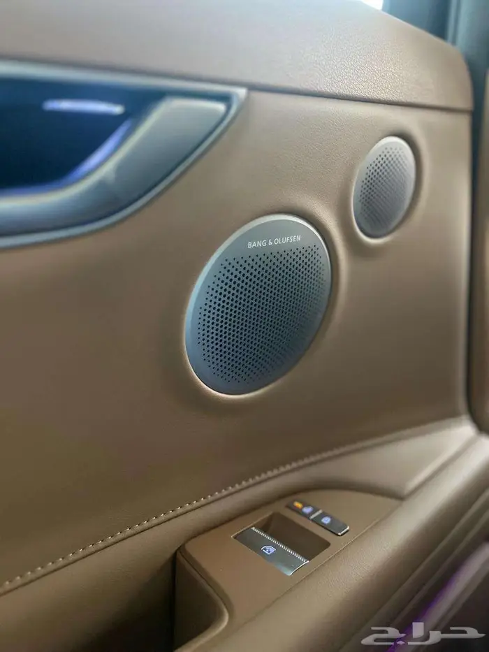 جنسس رويال 2025 G80 ( بحالة الوكالة ) 12