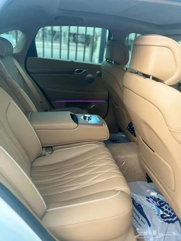 جنسس رويال 2025 G80 ( بحالة الوكالة ) 41