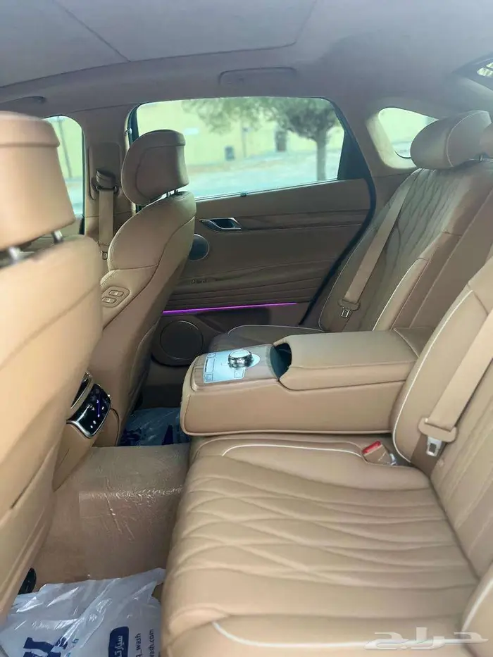 جنسس رويال 2025 G80 ( بحالة الوكالة ) 26