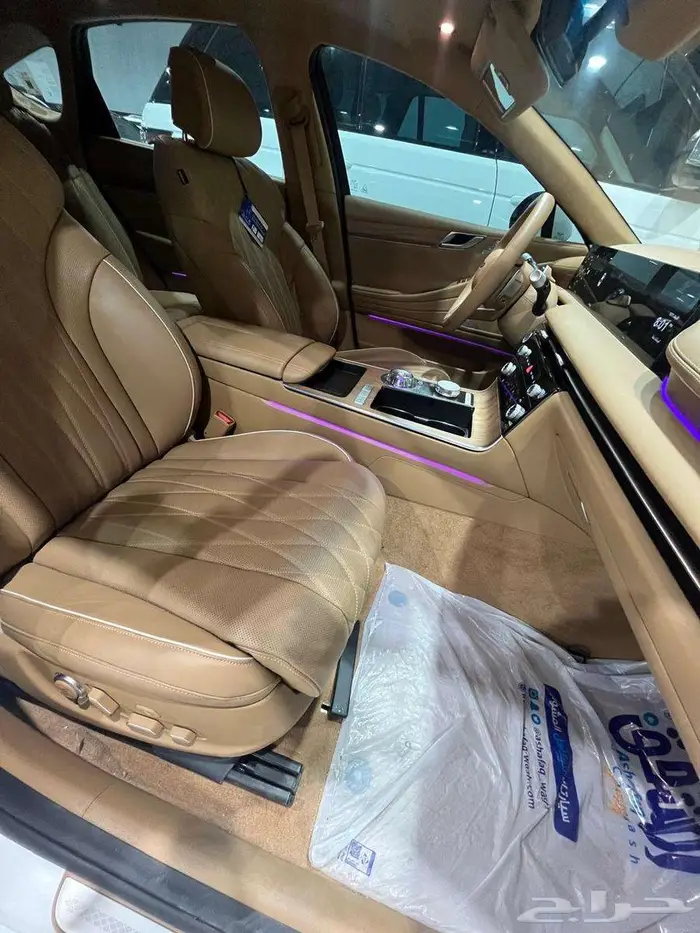جنسس رويال 2025 G80 ( بحالة الوكالة ) 47