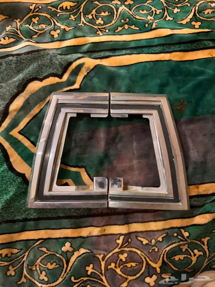 للبيع قطع كابرس 79 4