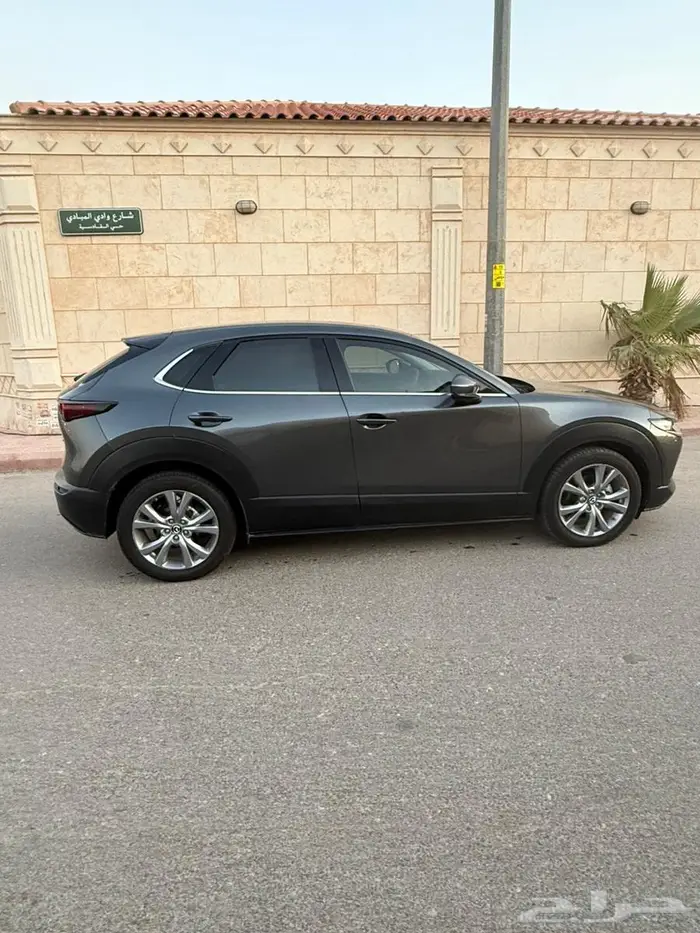 للبيع مازدا cx 30 1