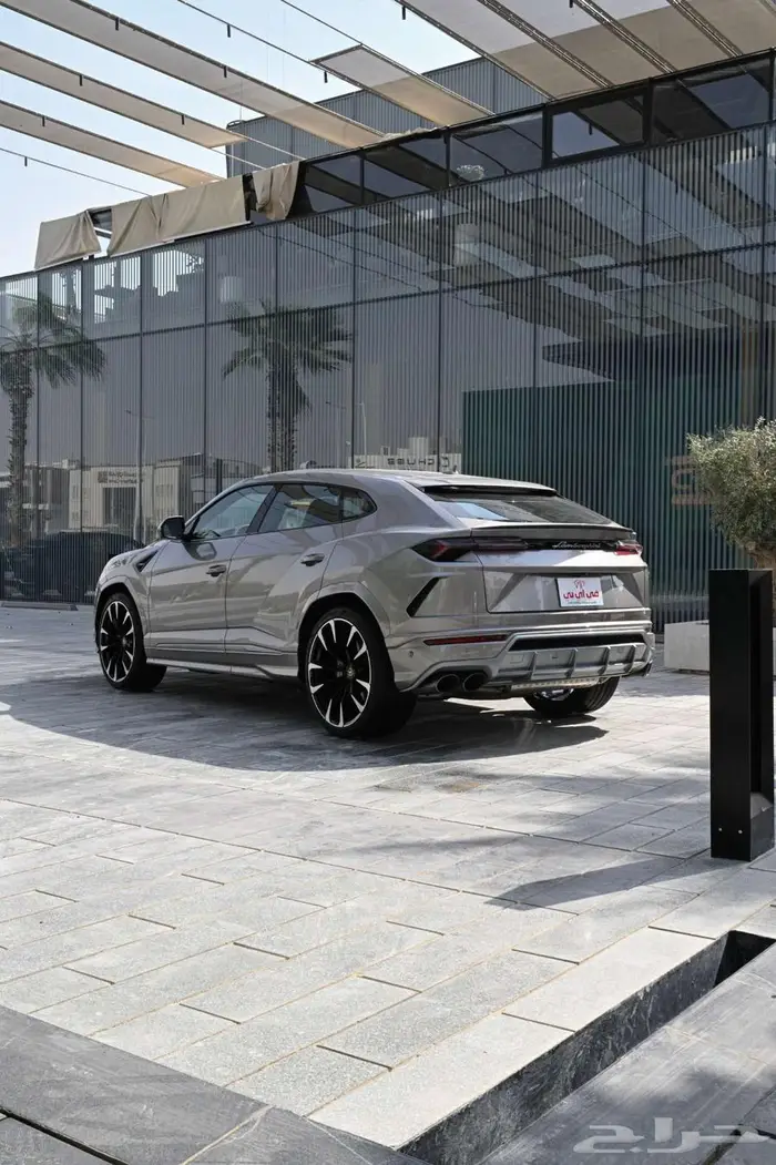 اوروس للايجار 2