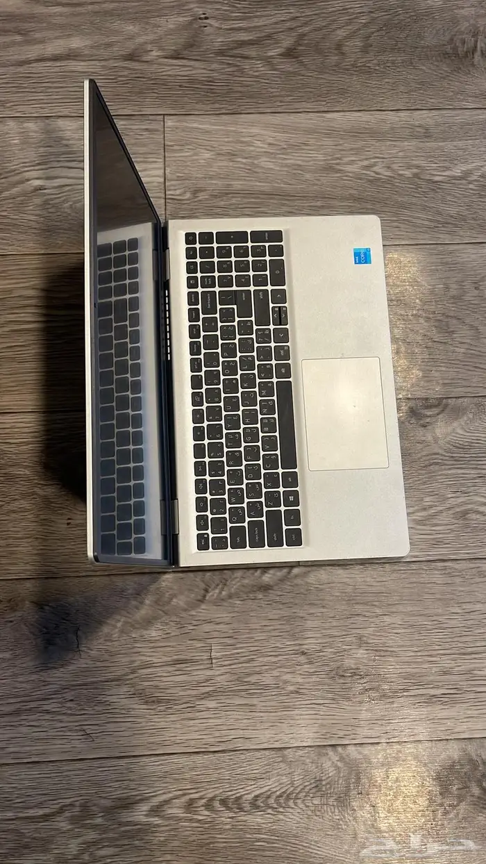 لابتوب ديل 1