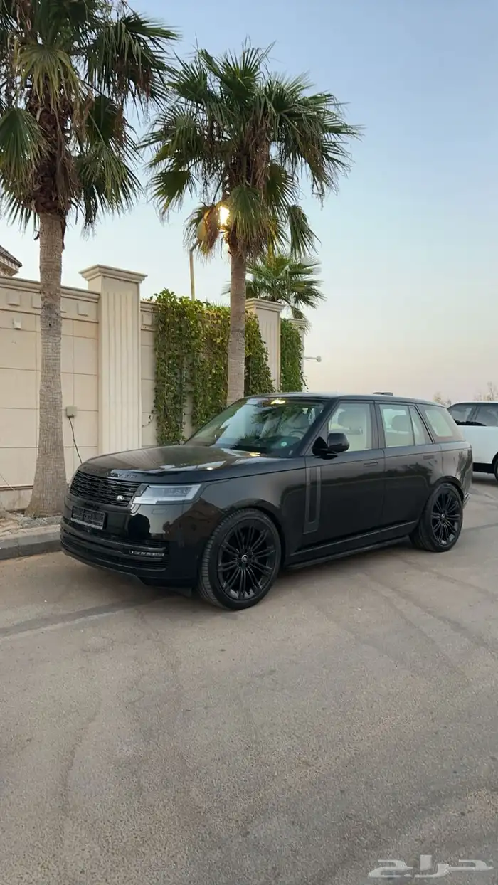 رنج روفر 2024 تم البيع 1