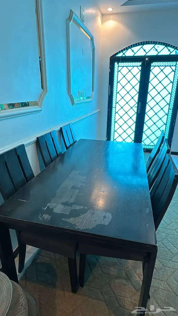 طاولة طعام اصليه وقويه 0