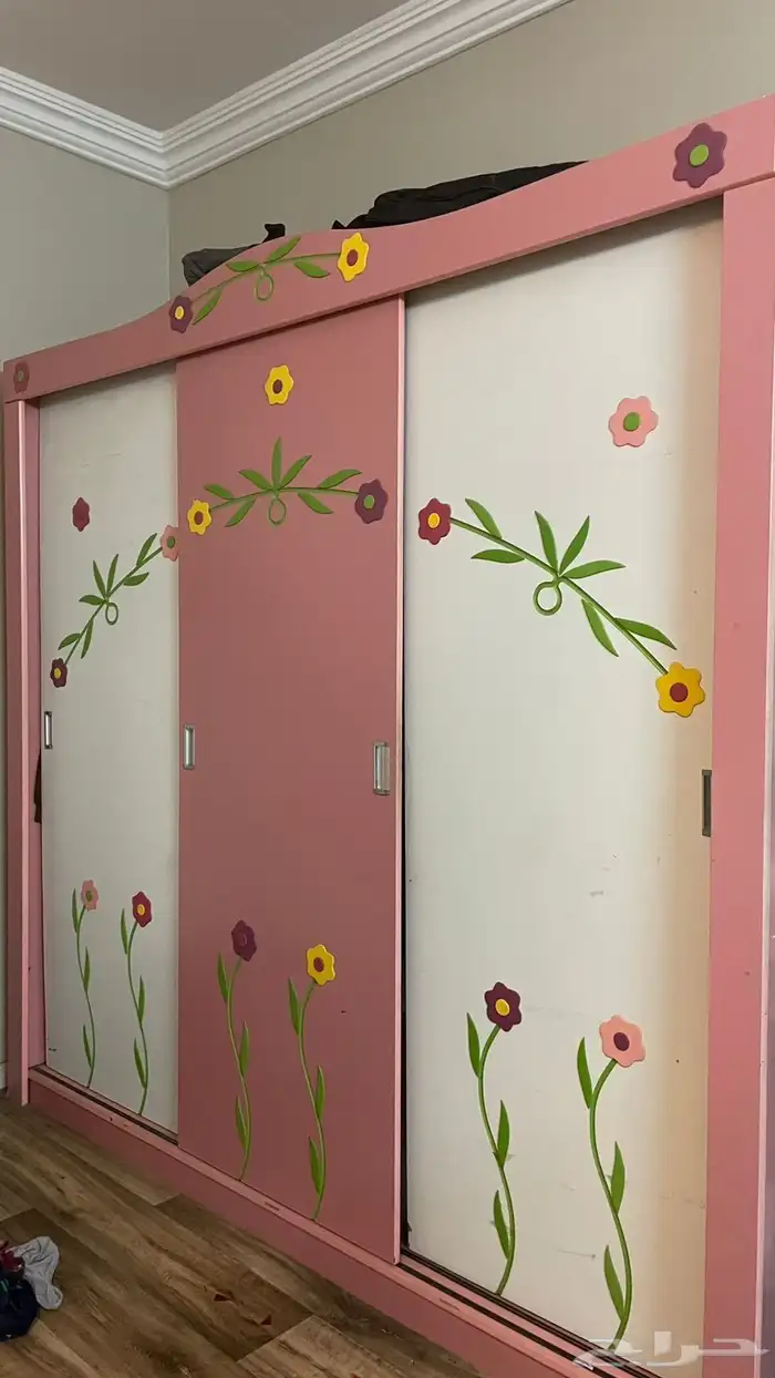 دولاب ملابس 0